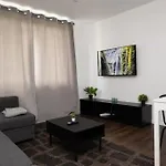 Apartament Le 3 Parking Proche Tram